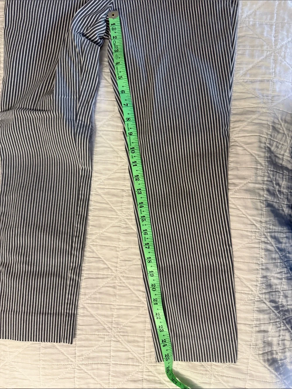 Anne Klein Black and White Striped stretch Pants - Size 4